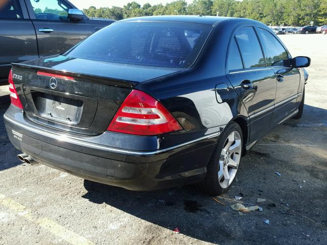 WDBRF52H67F928410 - 2007 MERCEDES-BENZ C 230 BLACK photo 4