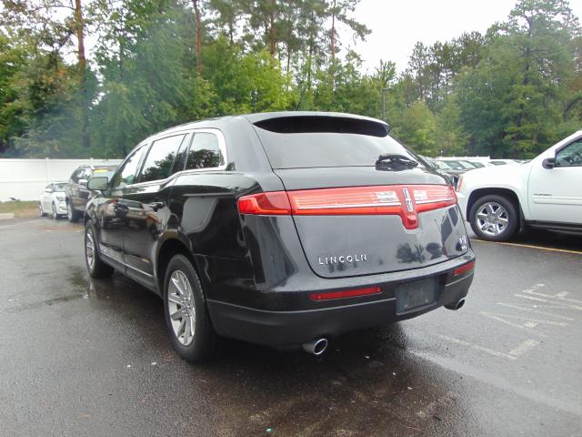 2LMHJ5NK5EBL57087 - 2014 LINCOLN MKT BLACK photo 4