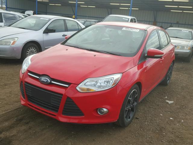 1FADP3K23EL286869 - 2014 FORD FOCUS SE RED photo 2