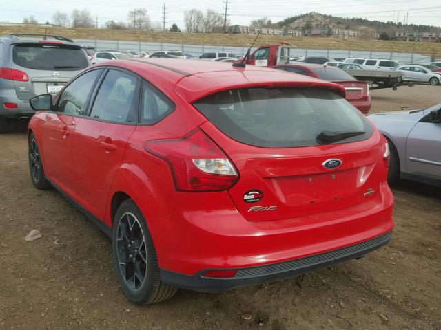 1FADP3K23EL286869 - 2014 FORD FOCUS SE RED photo 3