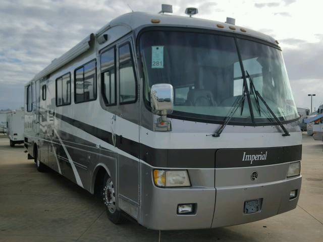 1RF120616X2007167 - 1999 ROADMASTER RAIL DYANASTER WHITE photo 1