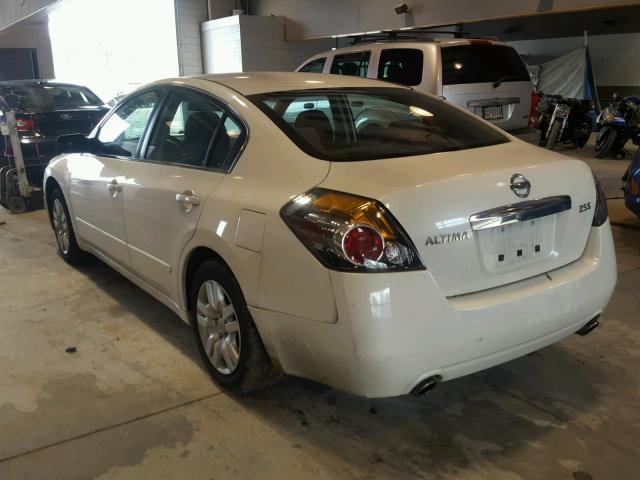 1N4AL2AP8CC242224 - 2012 NISSAN ALTIMA BAS WHITE photo 3