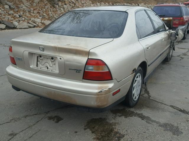 1HGCD5636RA186006 - 1994 HONDA ACCORD LX GOLD photo 4