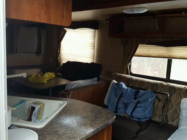 1UJBJ0BR7B18M0260 - 2011 WINNEBAGO CAMPER WHITE photo 5