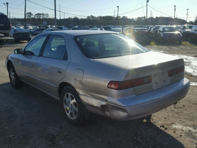 4T1BF22K2XU929896 - 1999 TOYOTA CAMRY LE თაფლისფერი ფოტო 3