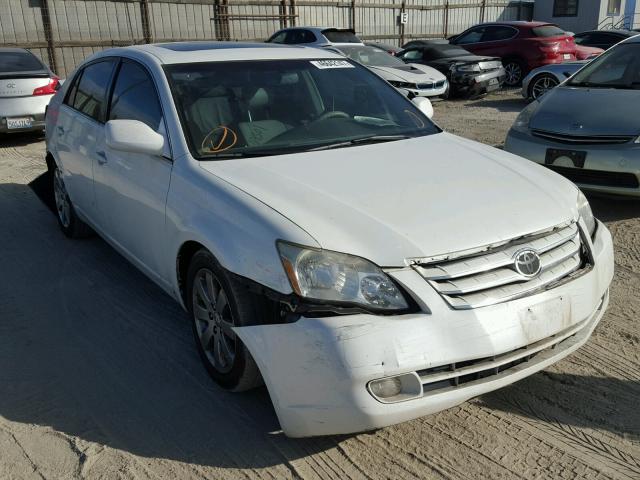 4T1BK36B95U049089 - 2005 TOYOTA AVALON WHITE photo 1