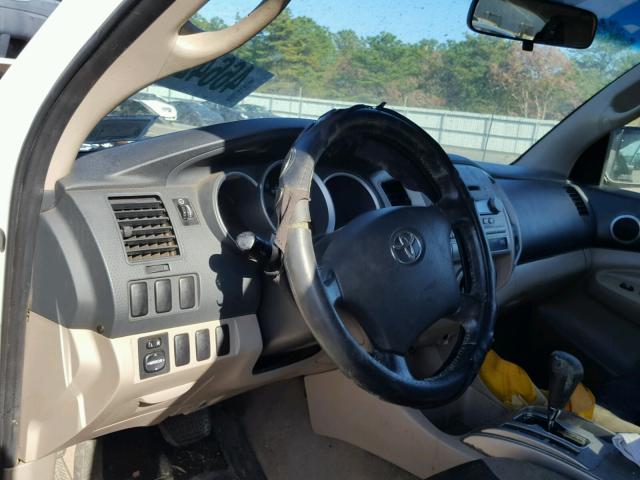 5TETX22N06Z314463 - 2006 TOYOTA TACOMA ACC WHITE photo 9