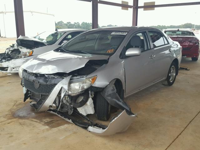 1NXBU40E99Z035301 - 2009 TOYOTA COROLLA BA SILVER photo 2