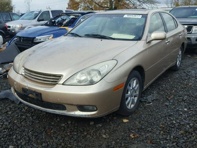 JTHBF30G120014870 - 2002 LEXUS ES 300 GOLD photo 2