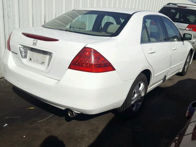 1HGCM56346A047908 - 2006 HONDA ACCORD SE WHITE photo 4