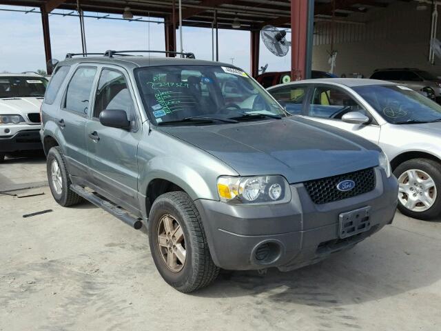 1FMYU02Z76KA73992 - 2006 FORD ESCAPE XLS GREEN photo 1