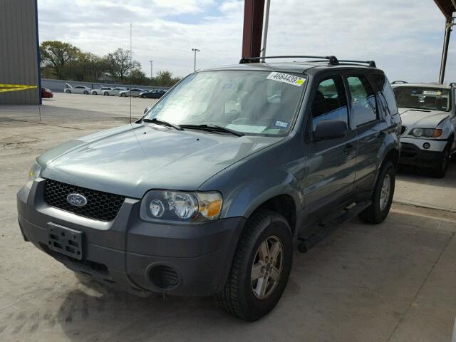 1FMYU02Z76KA73992 - 2006 FORD ESCAPE XLS GREEN photo 2