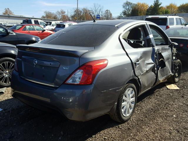 3N1CN7AP4HL812681 - 2017 NISSAN VERSA GRAY photo 4