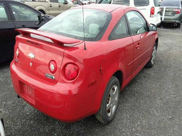 1G1AL15F787133977 - 2008 CHEVROLET COBALT LT RED photo 4