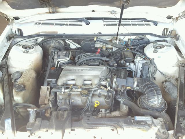 1G4AG55M1T6405242 - 1996 BUICK CENTURY SP WHITE photo 7