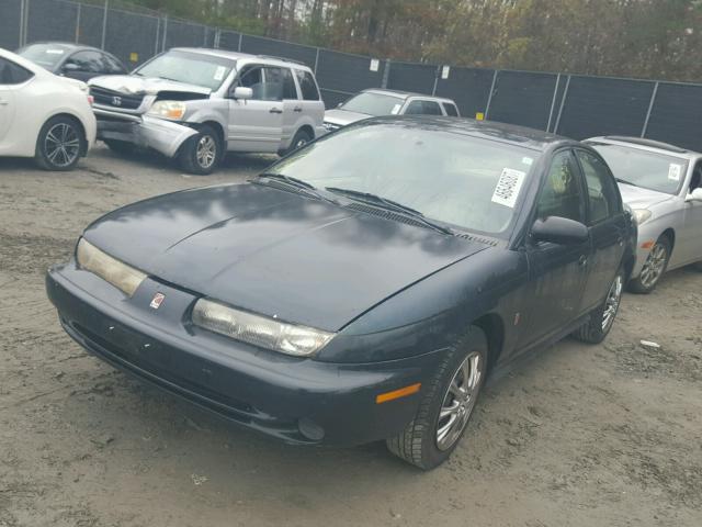 1G8ZK5277WZ259270 - 1998 SATURN SL2 GREEN photo 2