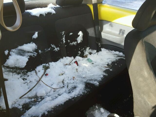 3VWBF61C0WM043369 - 1998 VOLKSWAGEN NEW BEETLE YELLOW photo 6