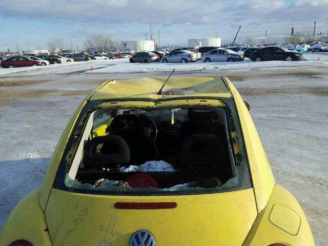 3VWBF61C0WM043369 - 1998 VOLKSWAGEN NEW BEETLE YELLOW photo 9