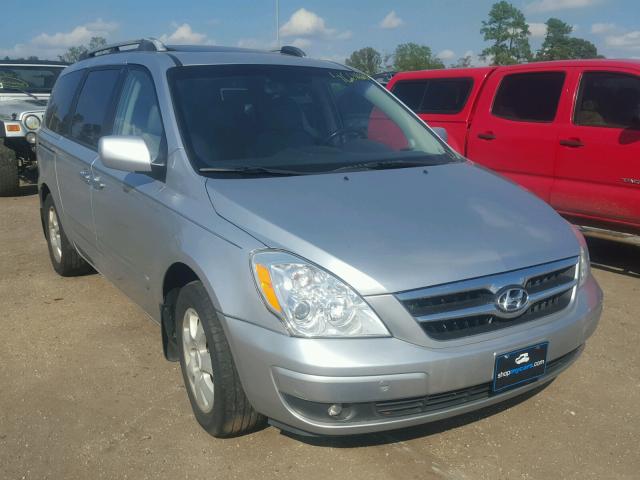 KNDMC233176018864 - 2007 HYUNDAI ENTOURAGE SILVER photo 1