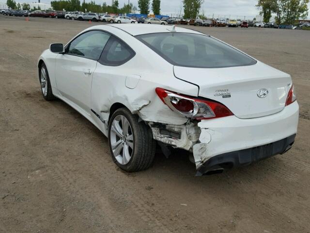 KMHHT6KD4BU060271 - 2011 HYUNDAI GENESIS CO WHITE photo 3