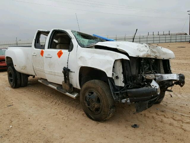 1GCJC33678F127334 - 2008 CHEVROLET SILVERADO WHITE photo 1