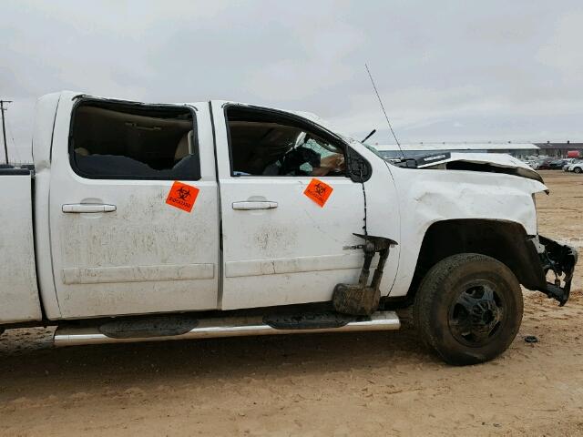 1GCJC33678F127334 - 2008 CHEVROLET SILVERADO WHITE photo 9