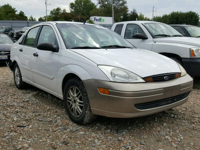 1FAHP3835YW125282 - 2000 FORD FOCUS ZTS WHITE photo 1