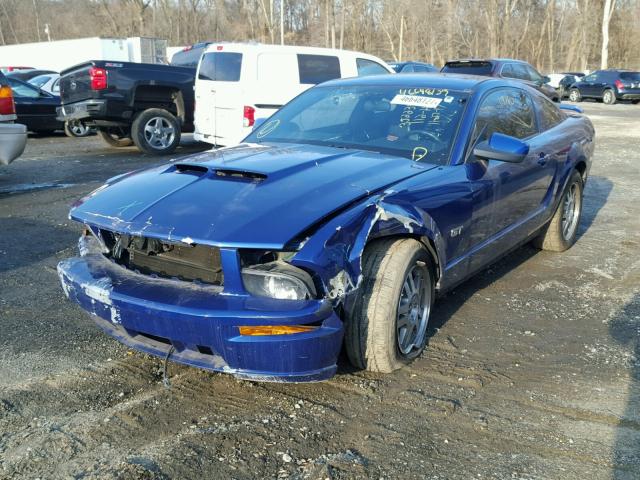 1ZVFT82H655236601 - 2005 FORD MUSTANG GT BLUE photo 2