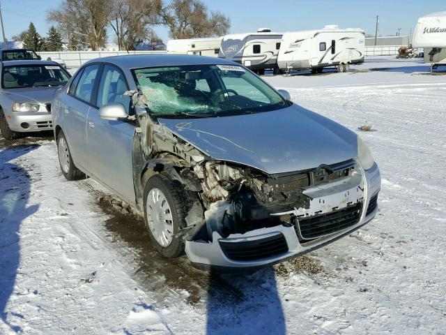 3VWJM71K19M167539 - 2009 VOLKSWAGEN JETTA SILVER photo 1