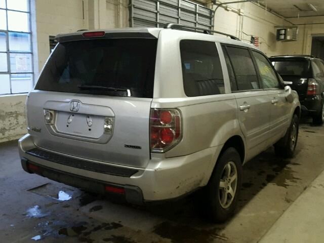 5FNYF18378B051580 - 2008 HONDA PILOT SE SILVER photo 4