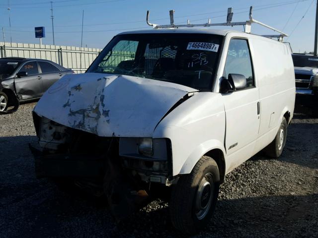 1GCDM19W1SB197402 - 1995 CHEVROLET ASTRO WHITE photo 2