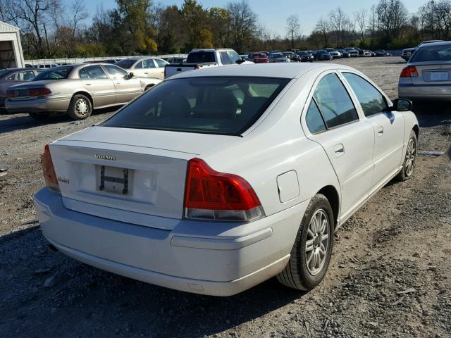 YV1RS612252480679 - 2005 VOLVO S60 WHITE photo 4