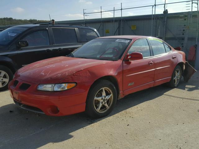 1G2WP52K2YF276050 - 2000 PONTIAC GRAND PRIX RED photo 2