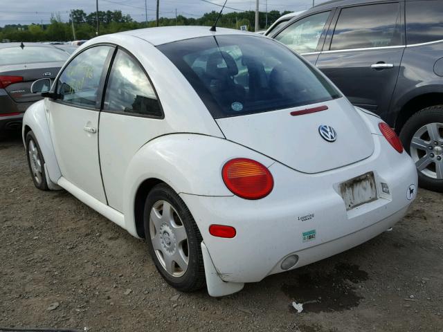 3VWCC21C6YM485694 - 2000 VOLKSWAGEN NEW BEETLE თეთრი ფოტო 3