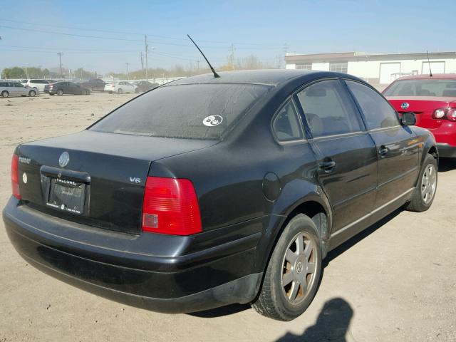 WVWPD63B6WE422224 - 1998 VOLKSWAGEN PASSAT GLX BLACK photo 4