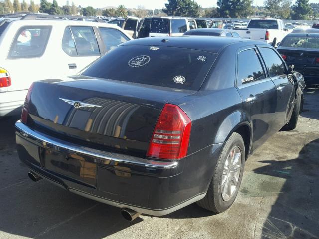 2C3KA63H87H898352 - 2007 CHRYSLER 300C BLACK photo 4