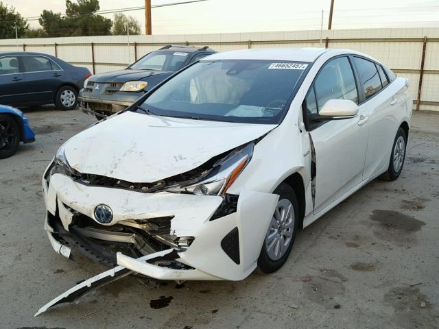 JTDKBRFU2H3542907 - 2017 TOYOTA PRIUS WHITE photo 2