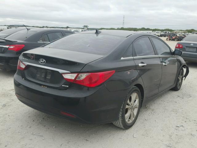 5NPEC4AC2BH031267 - 2011 HYUNDAI SONATA SE BLACK photo 4