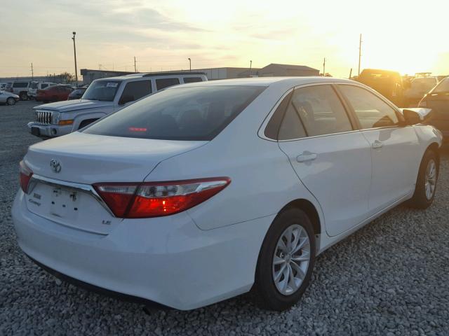 4T1BF1FK9GU545683 - 2016 TOYOTA CAMRY LE WHITE photo 4