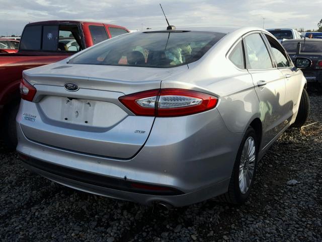 3FA6P0PU2GR196506 - 2016 FORD FUSION SE GRAY photo 4