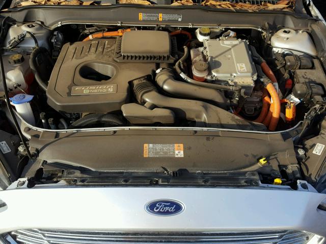 3FA6P0PU2GR196506 - 2016 FORD FUSION SE GRAY photo 7