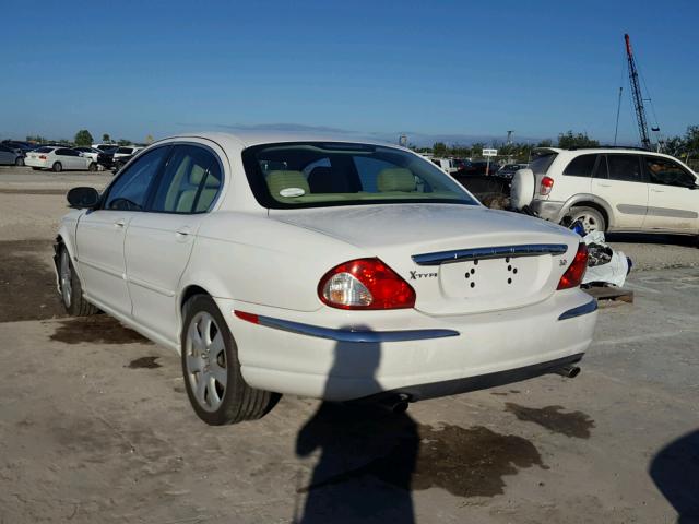 SAJEA51C74WD61838 - 2004 JAGUAR X-TYPE 3.0 WHITE photo 3