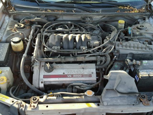 JN1CA31D01T606303 - 2001 NISSAN MAXIMA BEIGE photo 7