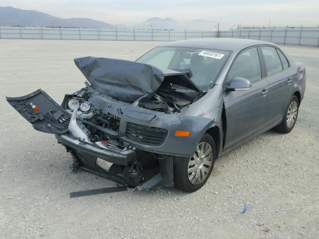 3VWJZ7AJXAM079652 - 2010 VOLKSWAGEN JETTA S Grafit foto 2