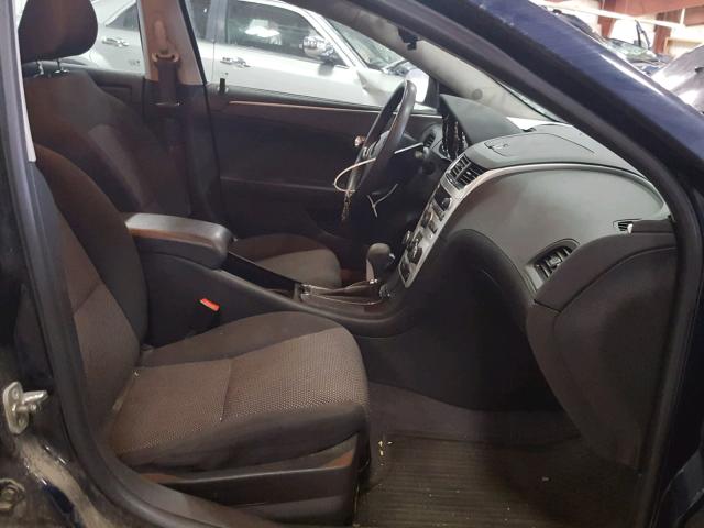 1G1ZC5E00CF226196 - 2012 CHEVROLET MALIBU 1LT ლურჯი ფოტო 5