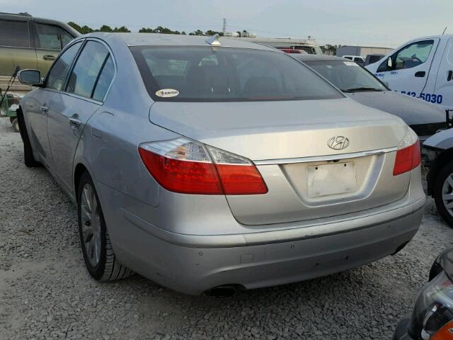 KMHGC46E89U022796 - 2009 HYUNDAI GENESIS 3. SILVER photo 3