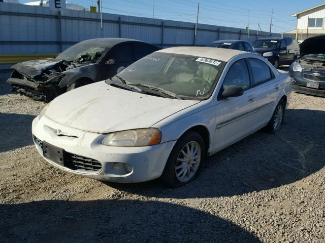 1C3EL56R82N291633 - 2002 CHRYSLER SEBRING LX WHITE photo 2