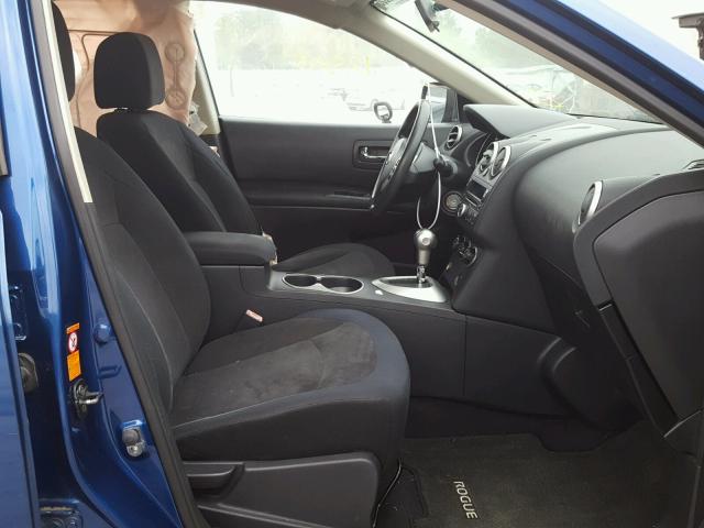 JN8AS58V79W172102 - 2009 NISSAN ROGUE S BLUE photo 5