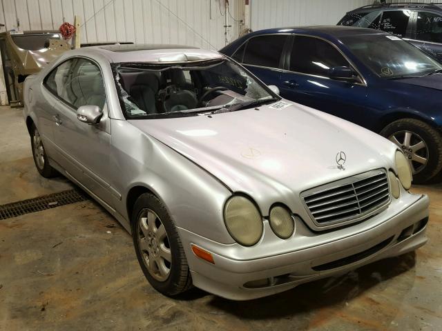 WDBLJ65G01T081812 - 2001 MERCEDES-BENZ CLK 320 SILVER photo 1