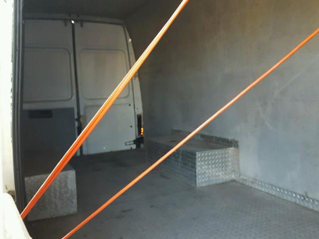 WDYPD544865941404 - 2006 FREIGHTLINER SPRINTER 3 WHITE photo 6